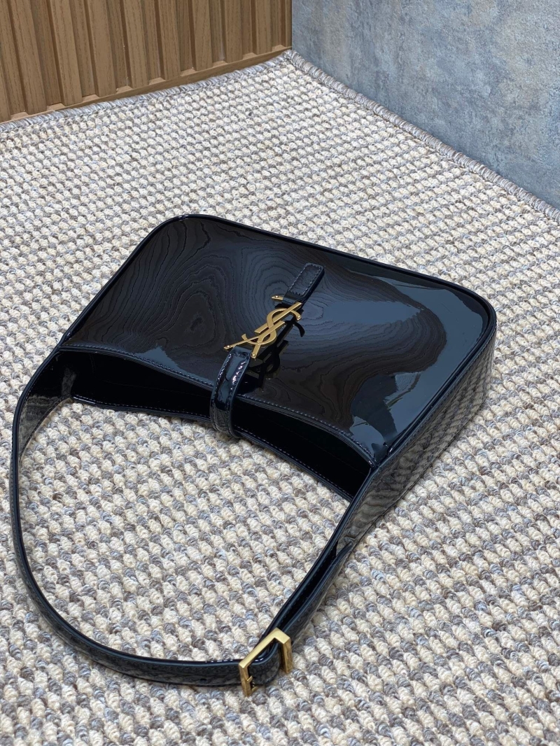 Y51 hobo bags